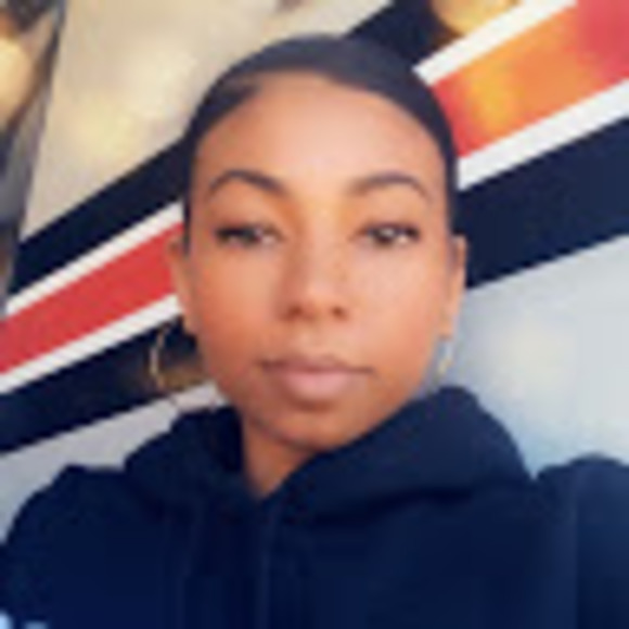 Meet your Posher, Dani - Picture 1 of 1